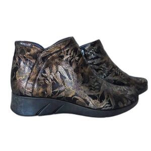 MEPHISTO Women's Margaux Ankle Boots 7.5 Metallic Bronze Floral Leather Comfort